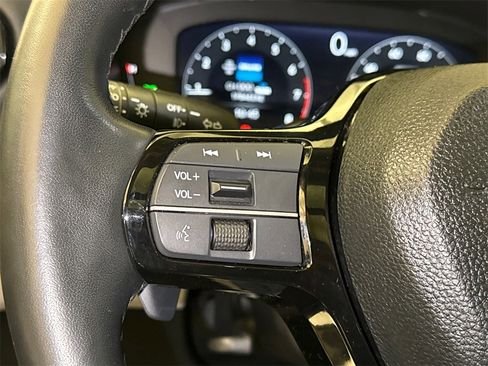 Used 2023 Honda Pilot Elite image 34