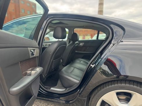 Used 2009 Jaguar XF Supercharged RWD image 15