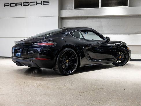 Certified 2025 Porsche 718 Cayman RWD image 8