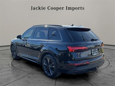 Used 2025 Audi Q7 3.0T Prestige w/ Prestige Package image 3