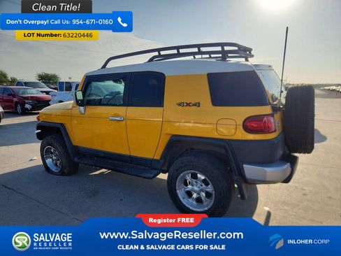 Used 2008 Toyota FJ Cruiser 2WD w/ Upgrade Pkg 2 image 3