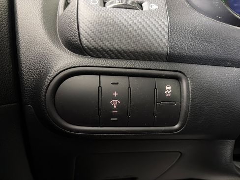 Used 2018 Kia Forte S image 33