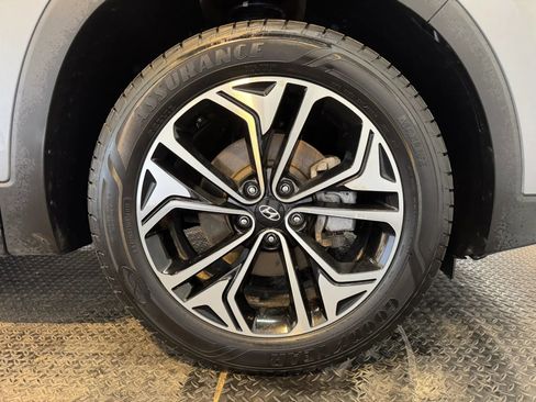 Used 2019 Hyundai Santa Fe Limited AWD/4WD image 38