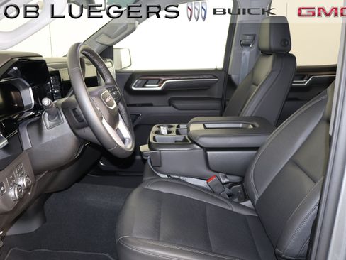 Certified 2026 GMC Sierra 1500 SLT AWD/4WD image 12