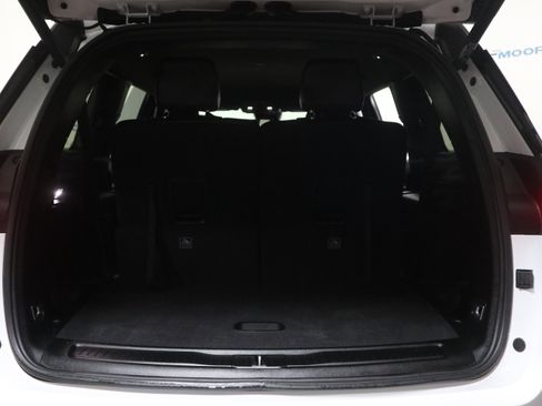 Used 2025 Jeep Grand Cherokee L Limited w/ Trailer Tow Package image 8