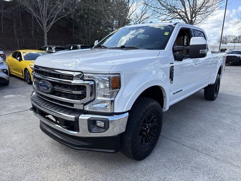 Used 2022 Ford F250 Lariat w/ Tremor Off-Road Package image 3