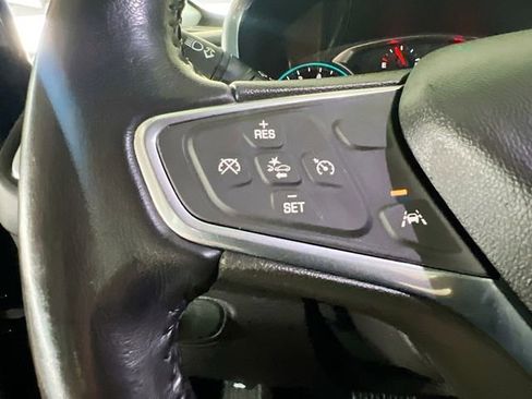 Used 2019 Chevrolet Equinox LT w/ Driver Convenience Package FWD image 17