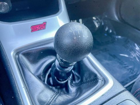 Used 2014 Subaru Impreza WRX STI image 33