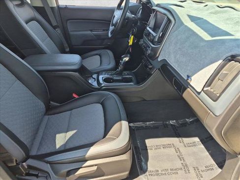 Used 2022 Chevrolet Colorado Z71 w/ Safety Package RWD image 27