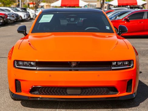 Used 2025 Dodge Charger R/T w/ Quick Order Package 25M R/T image 3