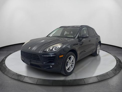 Used 2017 Porsche Macan AWD/4WD image 1