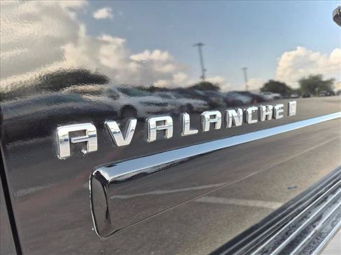 Used 2007 Chevrolet Avalanche LT w/ LT Preferred Equipment Group RWD image 10