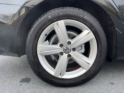 Used 2013 Volkswagen Passat 2.5 SE image 22