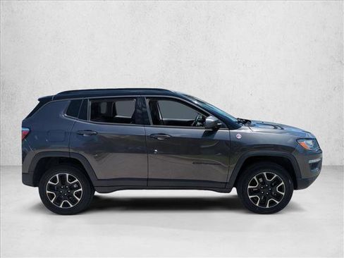 Used 2020 Jeep Compass Trailhawk AWD/4WD image 4