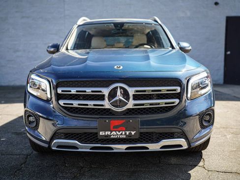 Used 2022 Mercedes-Benz GLB 250 w/ Premium Package Lite image 5