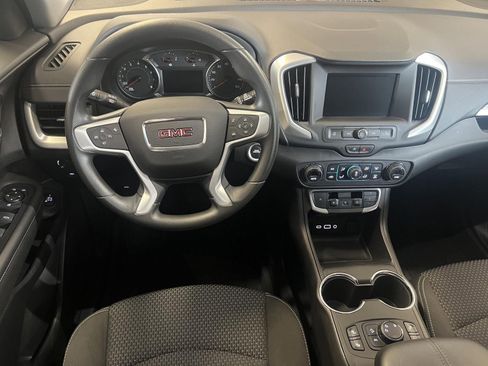 Used 2023 GMC Terrain SLE w/ Driver Convenience Package image 14