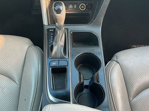 Used 2015 Hyundai Sonata SE w/ Option Group 02 image 25