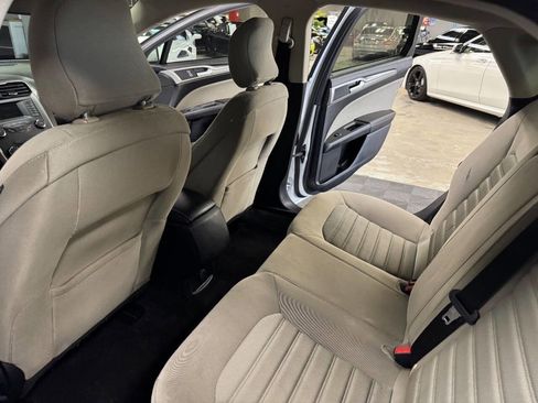 Used 2019 Ford Fusion S image 41