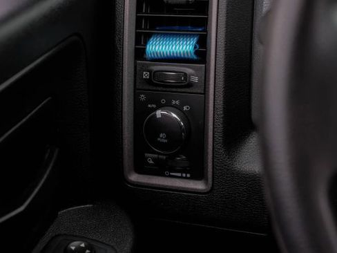 Used 2018 RAM 1500 Express w/ Black Ram 1500 Express Group image 32