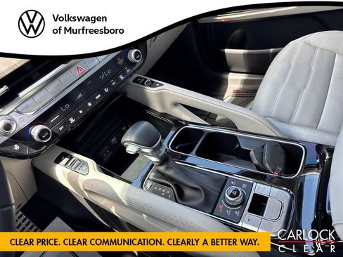 Used 2024 Kia Telluride SX Prestige AWD/4WD image 21