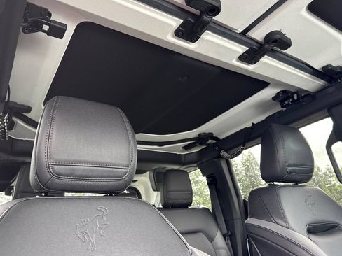Certified 2024 Ford Bronco Black Diamond AWD/4WD image 18