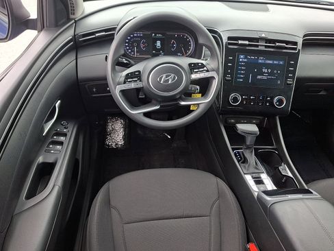 Used 2023 Hyundai Tucson SE FWD image 10