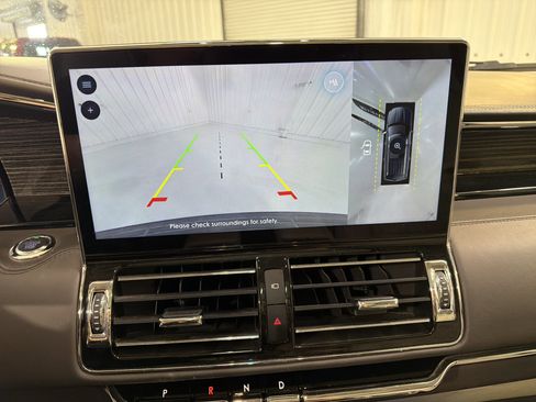 Used 2023 Lincoln Navigator Black Label image 17