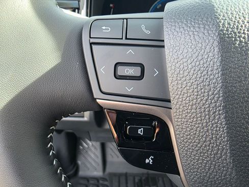 New 2026 Toyota Camry SE FWD image 11