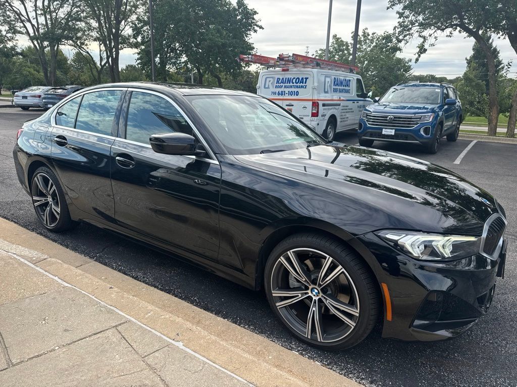 Used 2024 BMW 330i xDrive Sedan w/ Convenience Package AWD/4WD image 5
