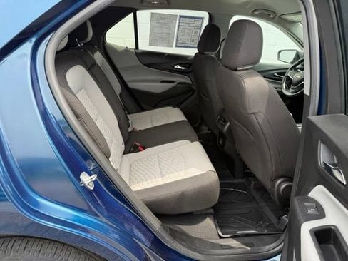 Used 2020 Chevrolet Equinox LT FWD image 12