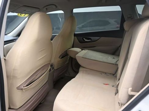 Used 2015 Nissan Rogue SV w/ SV Premium Package FWD image 42