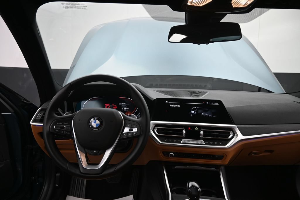 Used 2021 BMW 330i Sedan w/ Premium Package RWD image 33