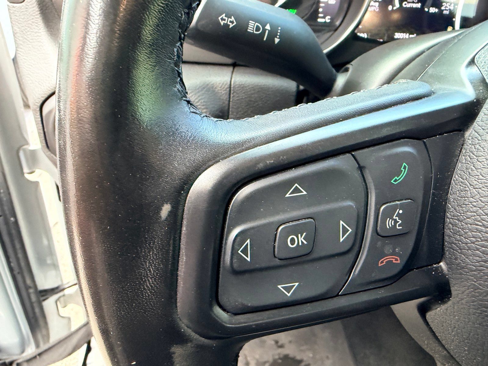 Used 2023 Jeep Wrangler Unlimited w/ Cold Weather Group AWD/4WD image 17