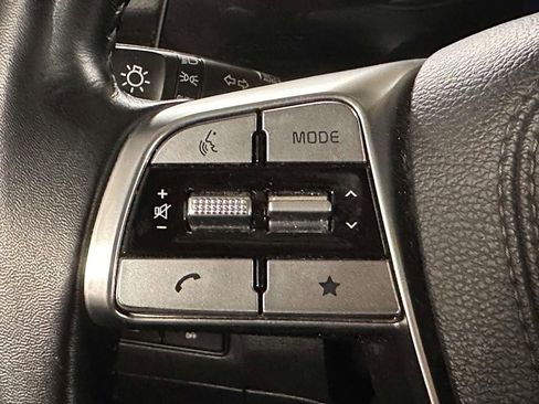 Used 2025 Kia Telluride S image 24