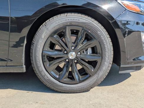 Used 2025 Chevrolet Malibu LT image 11