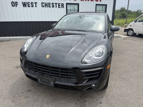 Used 2017 Porsche Macan AWD/4WD image 2