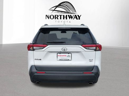 Used 2023 Toyota RAV4 XLE w/ Convenience Package AWD/4WD image 4