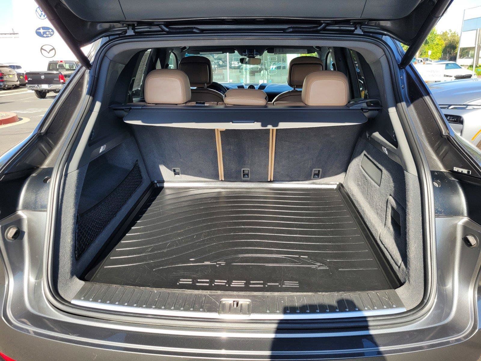 Used 2019 Porsche Cayenne AWD/4WD image 35