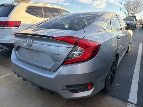 Used 2021 Honda Civic Sport image 3