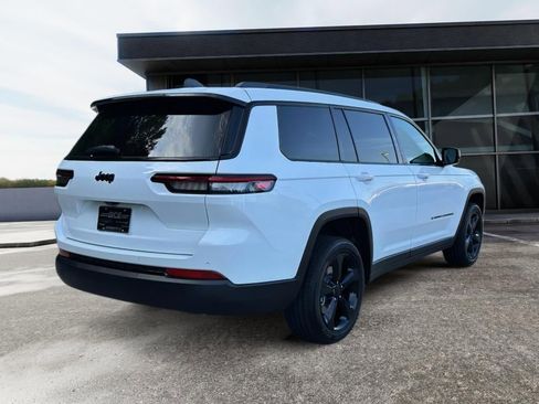 New 2025 Jeep Grand Cherokee L Altitude image 7