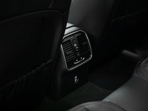 New 2026 Porsche Macan Turbo AWD/4WD image 35