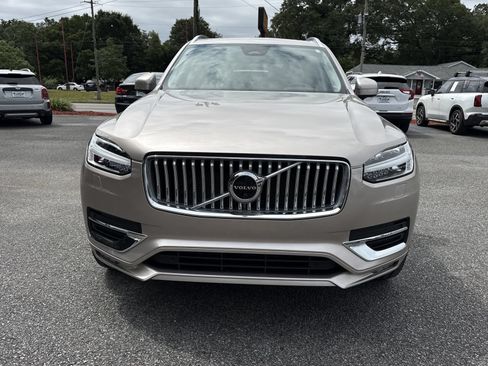 Used 2023 Volvo XC90 B6 Plus AWD/4WD image 8