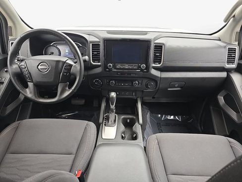 Used 2024 Nissan Frontier SV w/ Hardbody Edition AWD/4WD image 13