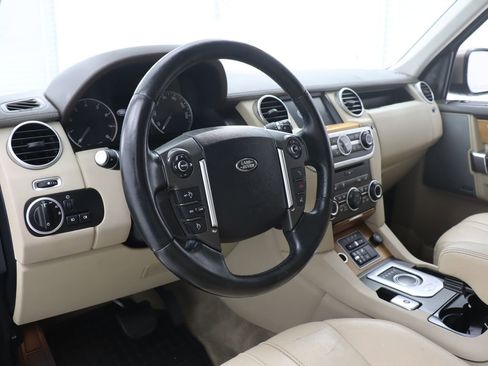 Used 2016 Land Rover LR4 HSE AWD/4WD image 15