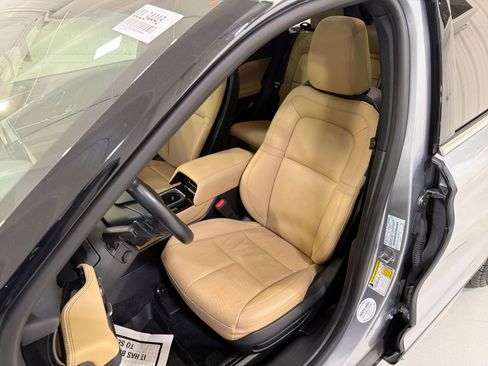 Used 2022 Lincoln Corsair Reserve w/ Elements Package image 10