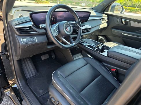 Certified 2025 Buick Enclave Sport Touring FWD image 11