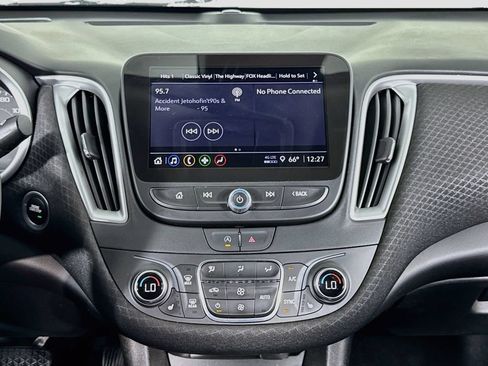 Used 2023 Chevrolet Malibu LT w/ Driver Confidence Package FWD image 13