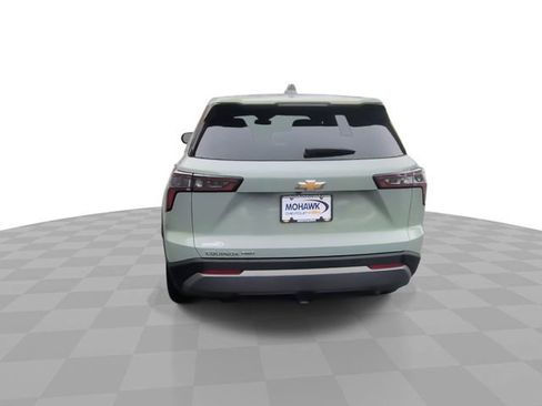 Used 2025 Chevrolet Equinox LT image 7