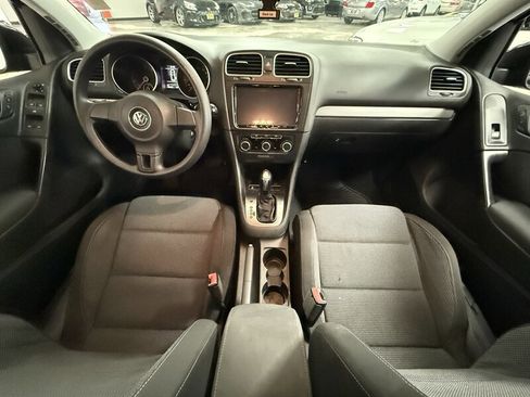 Used 2014 Volkswagen Golf 4-Door image 11