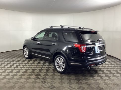 Used 2018 Ford Explorer Limited w/ Equipment Group 301A AWD/4WD image 4